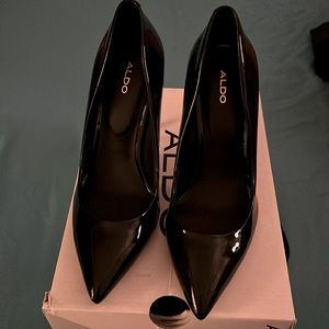 Stessy Aldo black pump